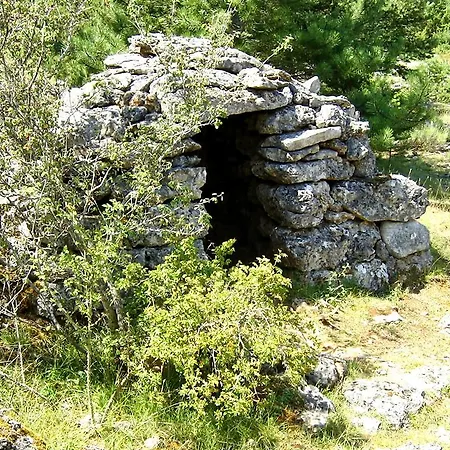 Paradis Hotel Barjac (Lozere)