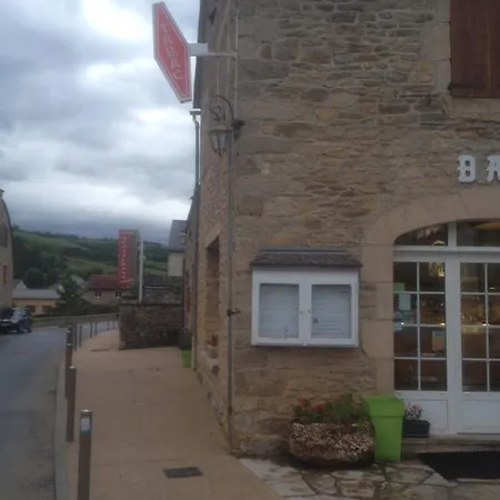 Hotel Paradis 2*