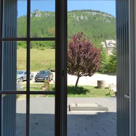 Hotel Paradis Barjac (Lozere)