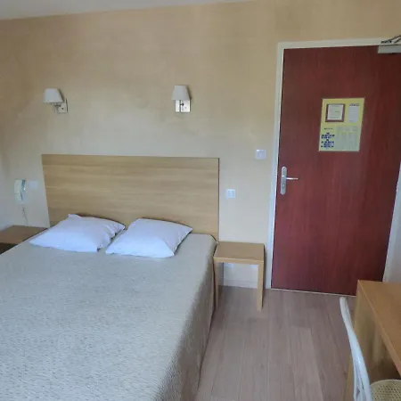 Hotel Paradis 2*